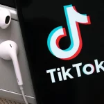 TikTok-app-smartphone